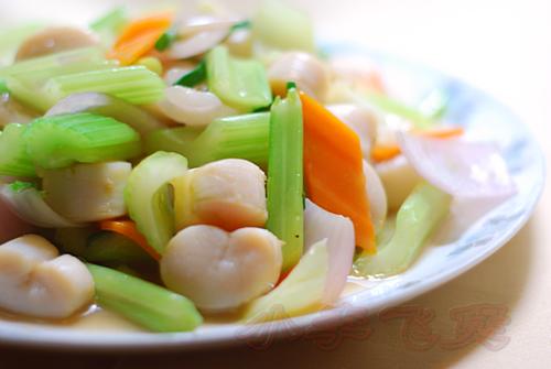 ���۳����ӵ�����