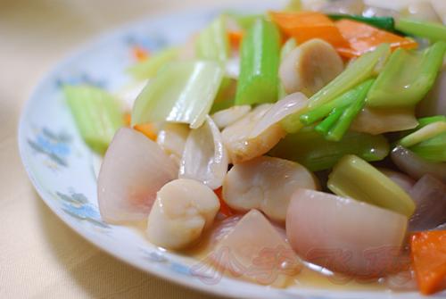 ���۳����ӵ�����