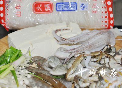 鲜霸蟹煲的做法