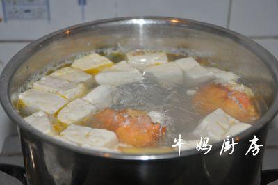 鲜霸蟹煲的做法