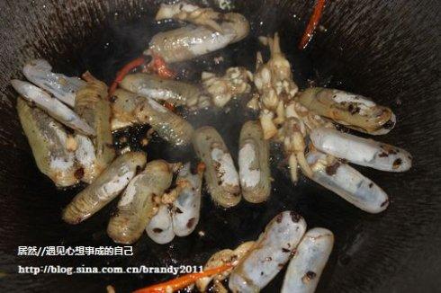 蛏子鱼露炒通菜的做法