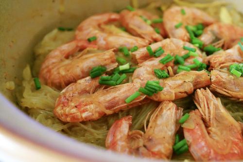 咖喱虾干粉丝煲的做法