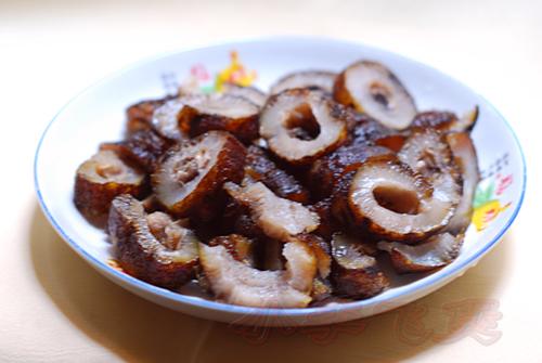 海参炆猪手的做法