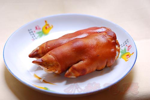 海参炆猪手的做法