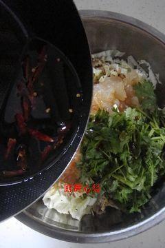 ˬ�ຣ�ذײ��ĵ�����