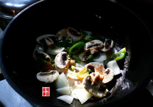 海鲜扣饭的做法