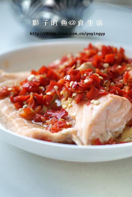 剁椒蒸三文鱼的做法