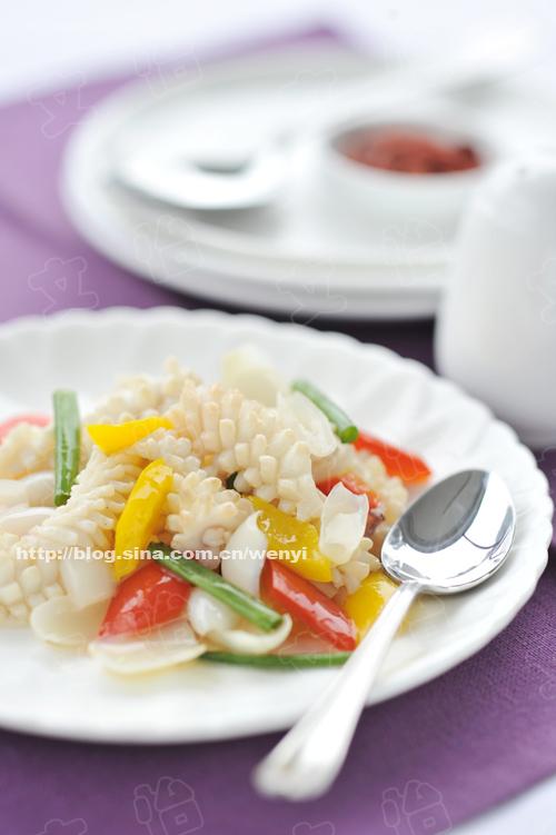 �ٺ������������