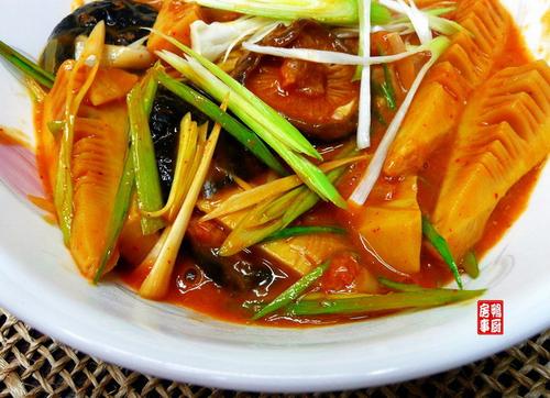 虾汁焖春笋的做法