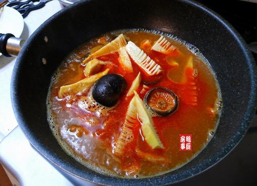 虾汁焖春笋的做法