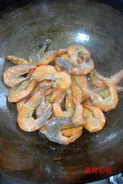 草虾炖小鱼的做法