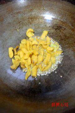 草虾炖小鱼的做法