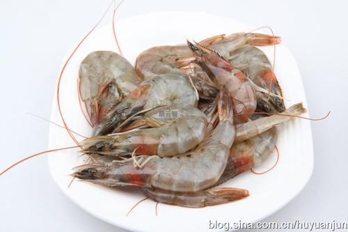 韭菜彩椒炒虾仁的做法