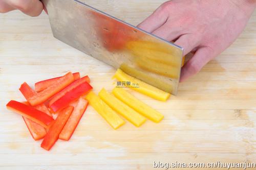 韭菜彩椒炒虾仁的做法