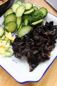 油爆海螺的做法