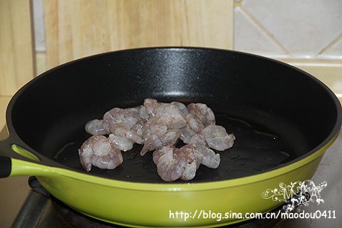 酱瓜虾仁的做法