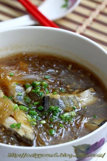 鲳鱼粉丝汤的做法