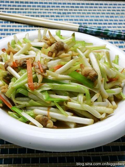 韭黄炒白蛤的做法