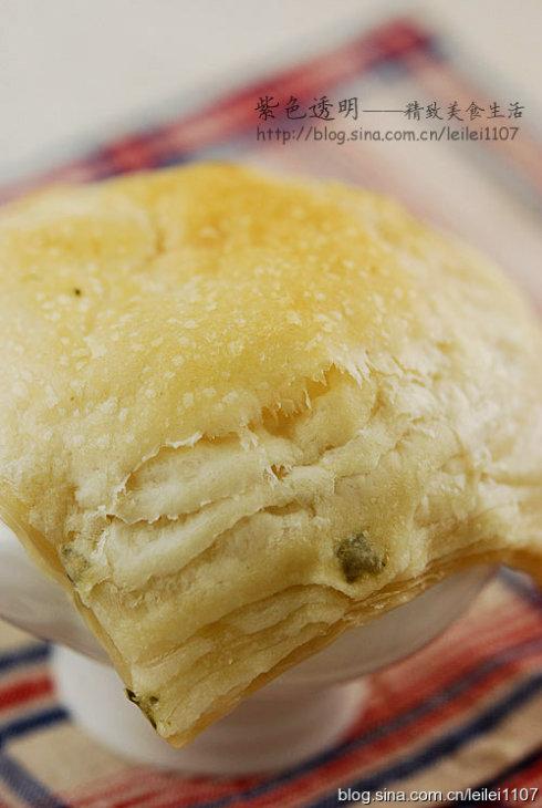 鲜蘑海鲜葱香酥皮汤的做法