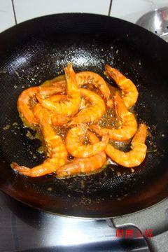 ��Ϻ�ײ�Ҷ������