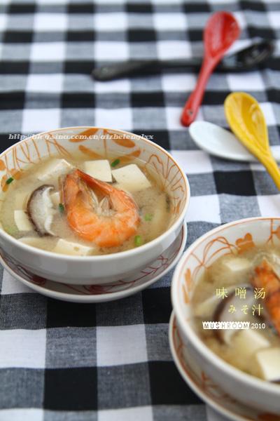 海鲜味噌汤吧的做法