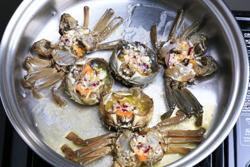 黄油焗螃蟹的做法