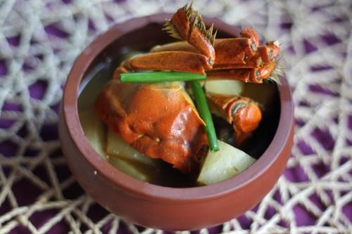 萝卜大闸蟹的做法