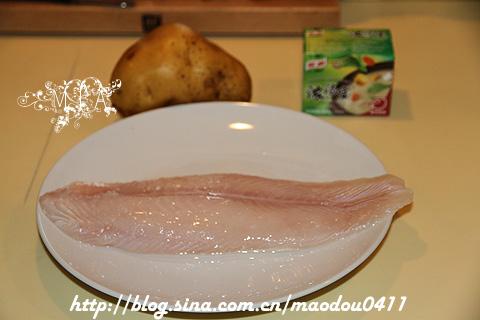 香煎干白龙利鱼配土豆泥的做法