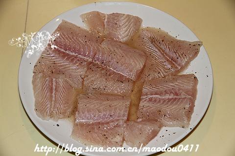 香煎干白龙利鱼配土豆泥的做法