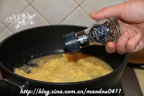 香煎干白龙利鱼配土豆泥的做法