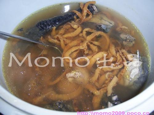 鲍鱼裙边炖竹丝鸡的做法