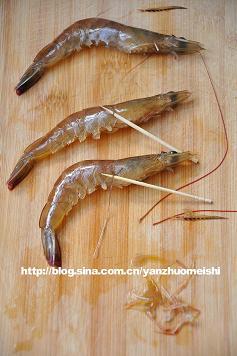 香辣竹签虾的做法