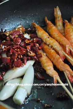 香辣竹签虾的做法