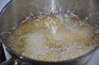 鲜虾奶酱可乐球的做法