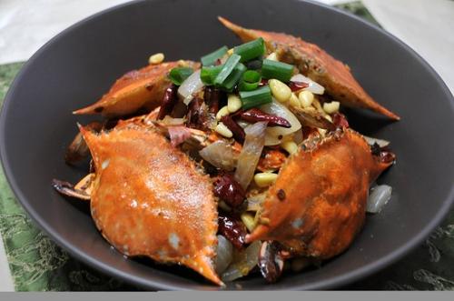 香辣松仁炒蟹的做法