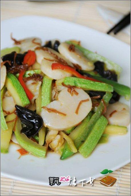 小瓜木耳XO酱炒带子的做法