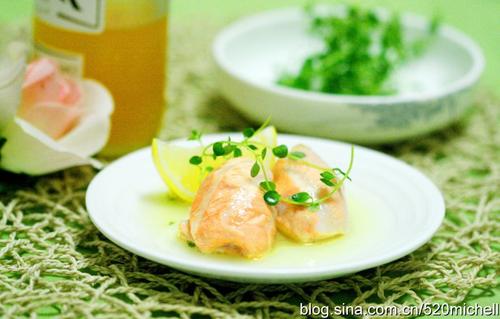 青芥柠汁蒸三文鱼的做法