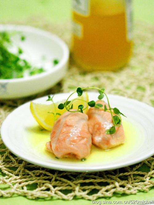 青芥柠汁蒸三文鱼的做法