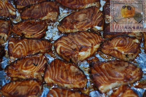 沙律酱烤银鳕鱼的做法