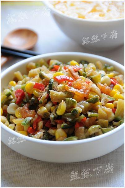 青萝卜干玉米开洋小炒的做法