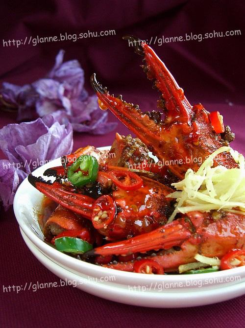 香辣蟹腿配米饭的做法