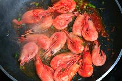 ��ɫ����Ϻ������