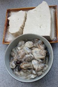 海蛎子豆腐汤的做法