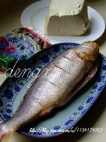 黄花鱼炖豆腐的做法