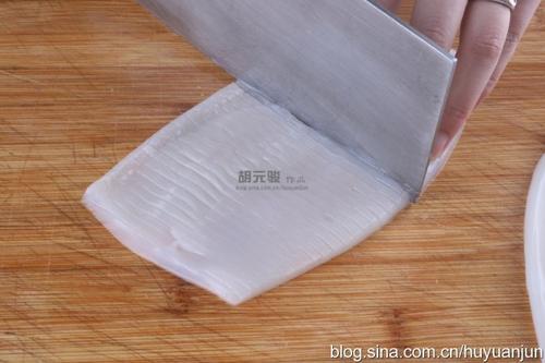 胜瓜木耳炒鲜鱿的做法