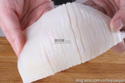 胜瓜木耳炒鲜鱿的做法