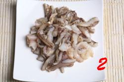 辣酱炒鱿鱼丝的做法