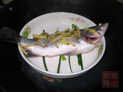 清蒸盲曹鱼的做法