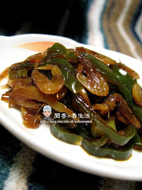 葱香虾皮青椒的做法