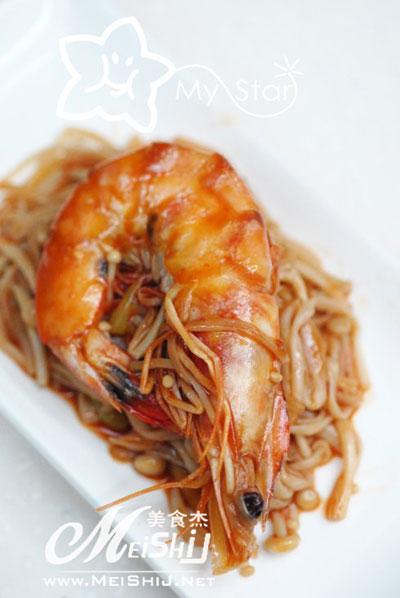 油焖虾煮金针的做法